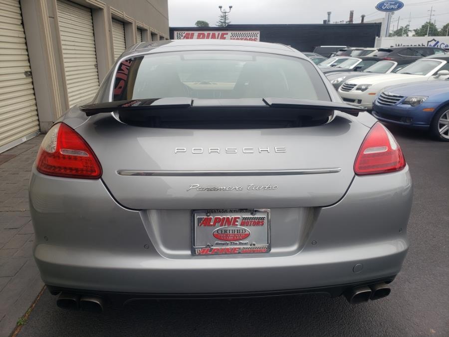 2011 Porsche Panamera Turbo photo
