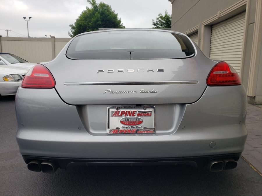 2011 Porsche Panamera Turbo photo