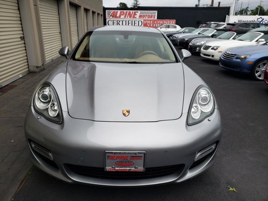 2011 Porsche Panamera Turbo photo