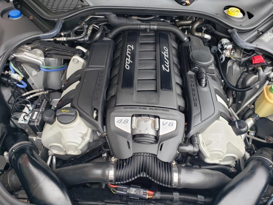 2011 Porsche Panamera Turbo photo