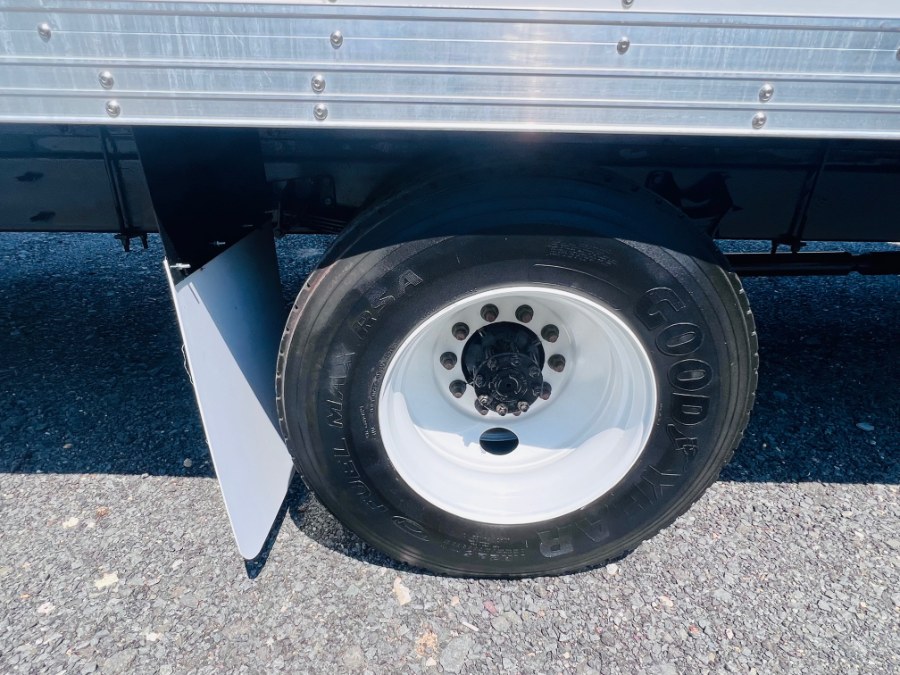 2018 International 4300 26 FEET DRY BOX  + CUMMINS  +  photo