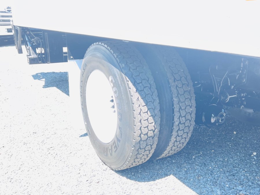 2018 International 4300 26 FEET DRY BOX  + CUMMINS  +  photo