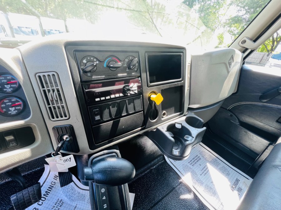 2018 International 4300 26 FEET DRY BOX  + CUMMINS  +  photo