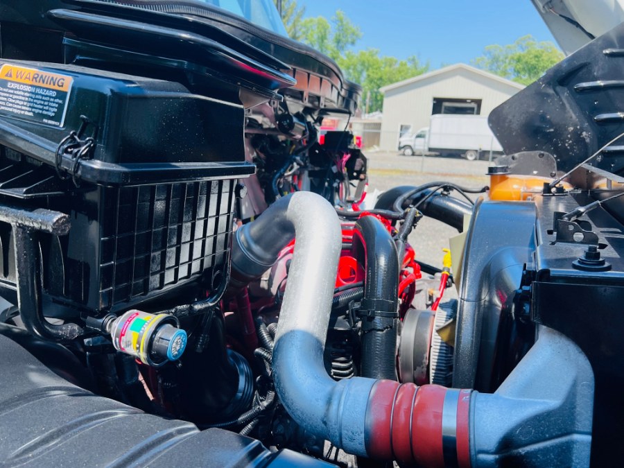 2018 International 4300 26 FEET DRY BOX  + CUMMINS  +  photo