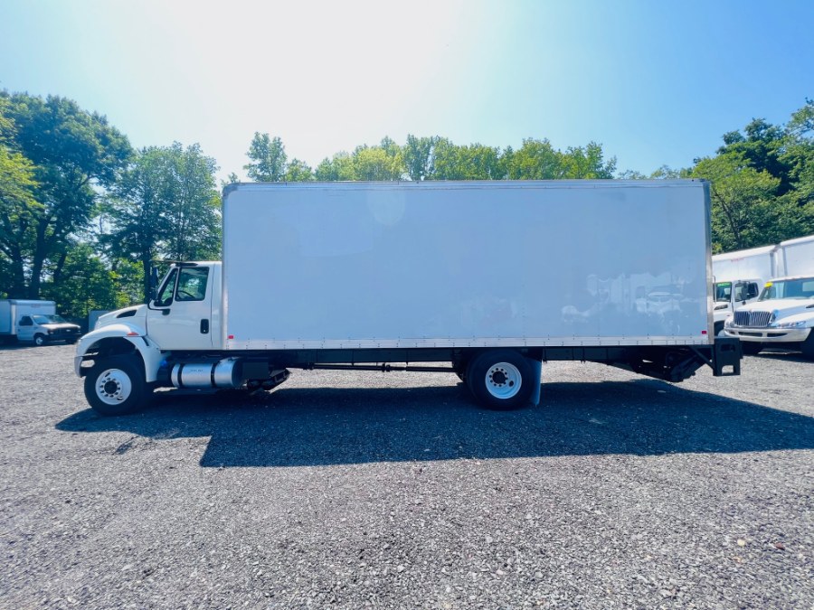 2018 International 4300 26 FEET DRY BOX  + CUMMINS  +  photo