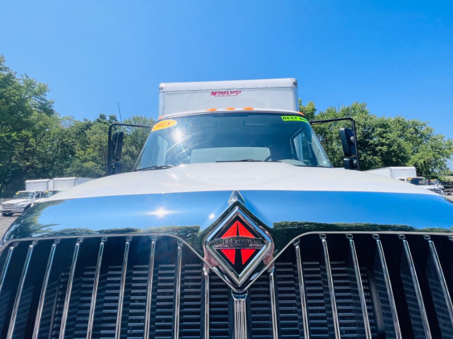 2018 International 4300 26 FEET DRY BOX  + CUMMINS  +  photo