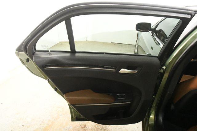 2018 Chrysler 300 Limited photo