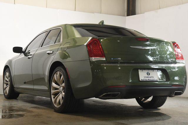 2018 Chrysler 300 Limited photo