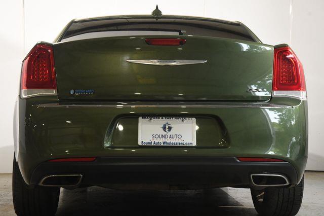 2018 Chrysler 300 Limited photo