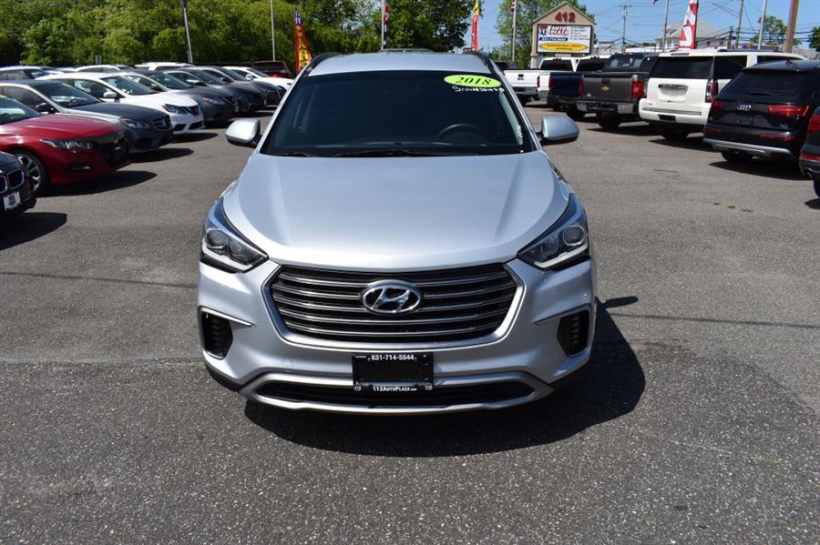 2018 Hyundai Santa Fe SE photo