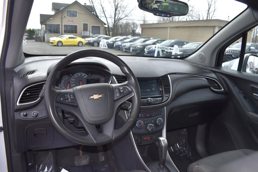 2017 Chevrolet Trax 1LT photo