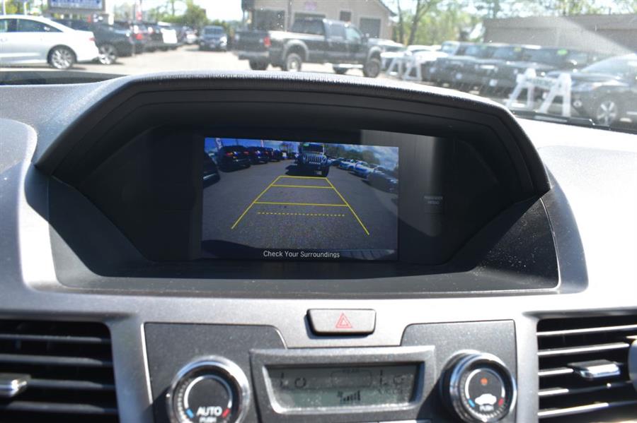 2017 Honda Odyssey SE photo