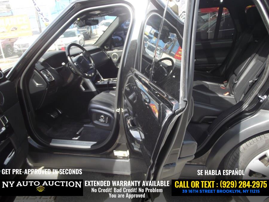 2017 Land Rover Range Rover V8 Supercharged SWB photo
