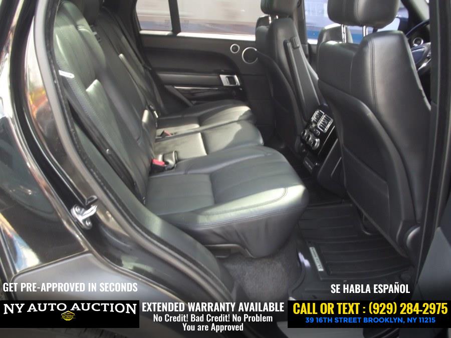 2017 Land Rover Range Rover V8 Supercharged SWB photo