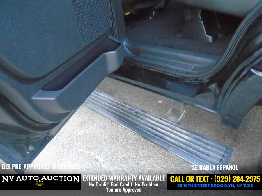 2014 Ford Expedition Limited photo