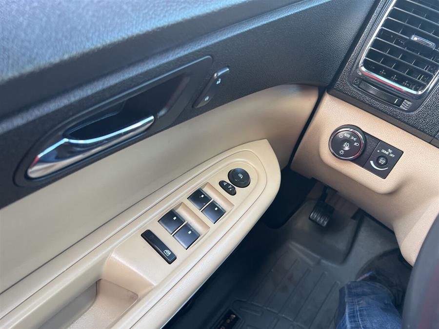 2012 GMC Acadia SLT-1 photo