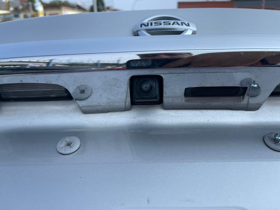 2017 Nissan Maxima SL 3.5L photo
