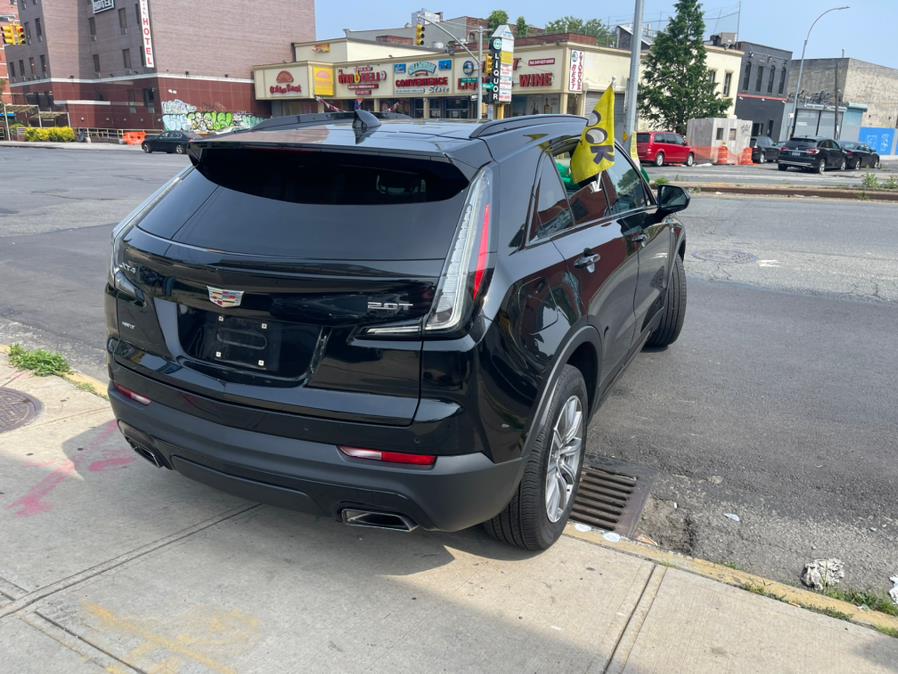 2019 Cadillac XT4 AWD 4dr Sport photo