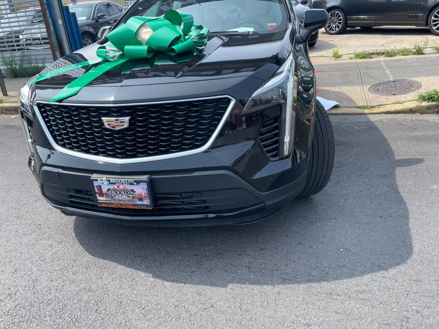2019 Cadillac XT4 AWD 4dr Sport photo