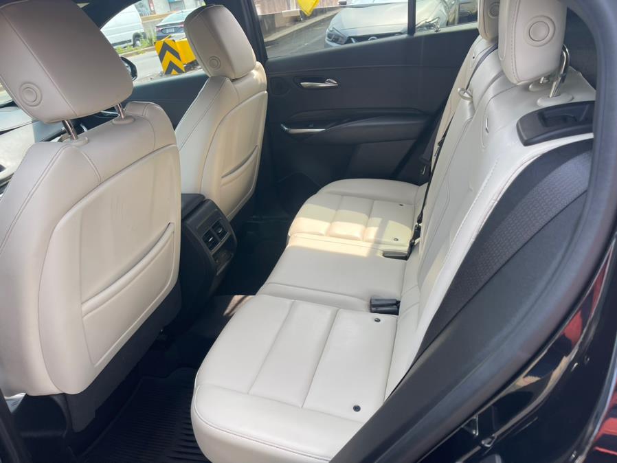2019 Cadillac XT4 AWD 4dr Sport photo