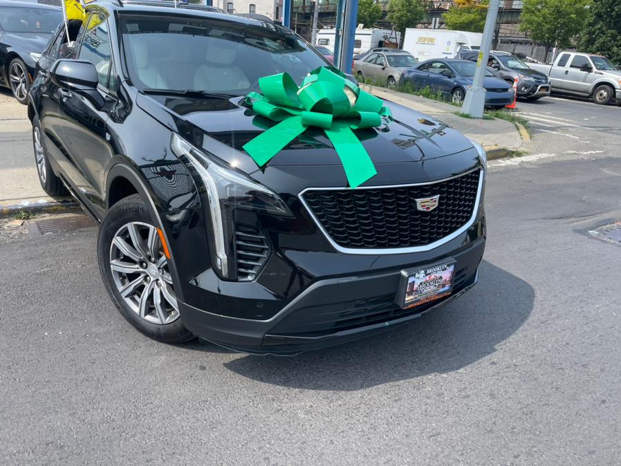 2019 Cadillac XT4 AWD 4dr Sport photo