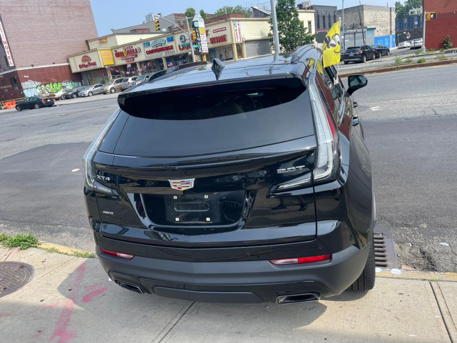 2019 Cadillac XT4 AWD 4dr Sport photo