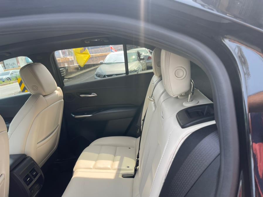 2019 Cadillac XT4 AWD 4dr Sport photo