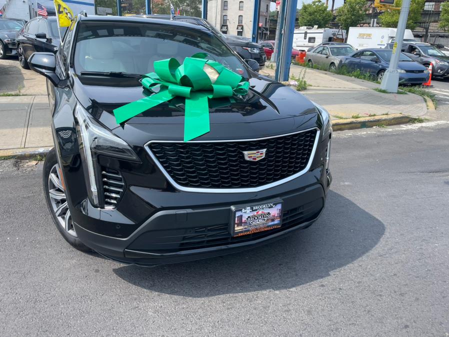 2019 Cadillac XT4 AWD 4dr Sport photo