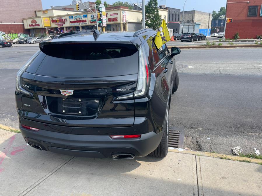 2019 Cadillac XT4 AWD 4dr Sport photo