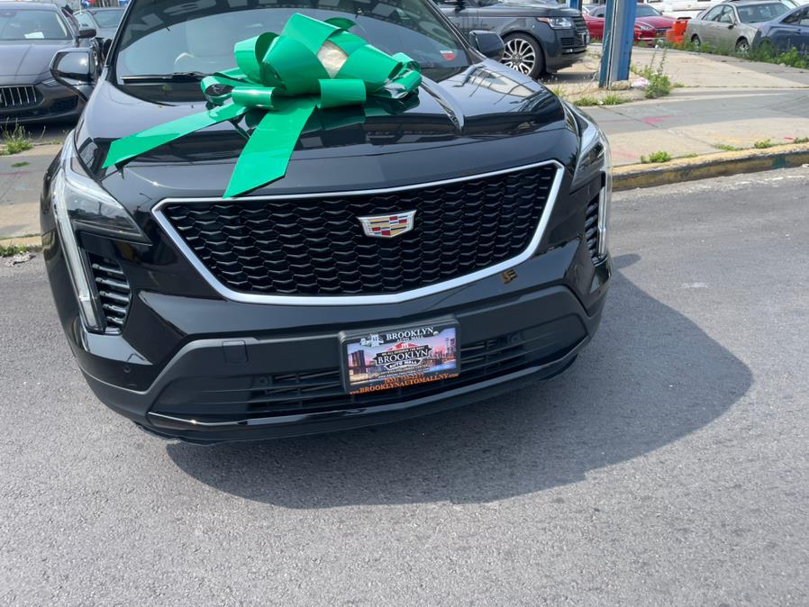 2019 Cadillac XT4 AWD 4dr Sport photo