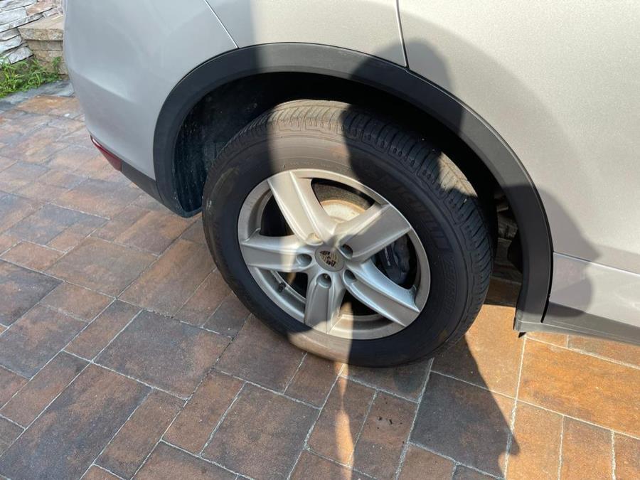 2013 Porsche Cayenne photo