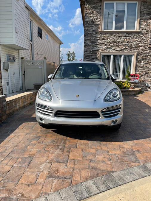 2013 Porsche Cayenne photo