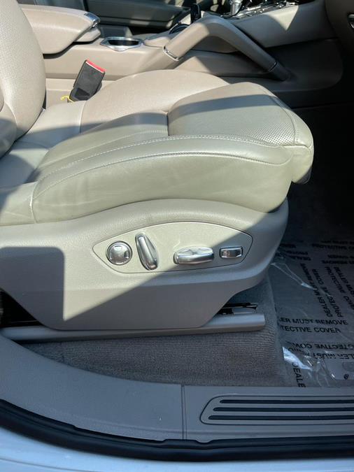 2013 Porsche Cayenne photo