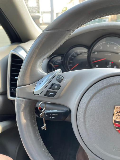 2013 Porsche Cayenne photo