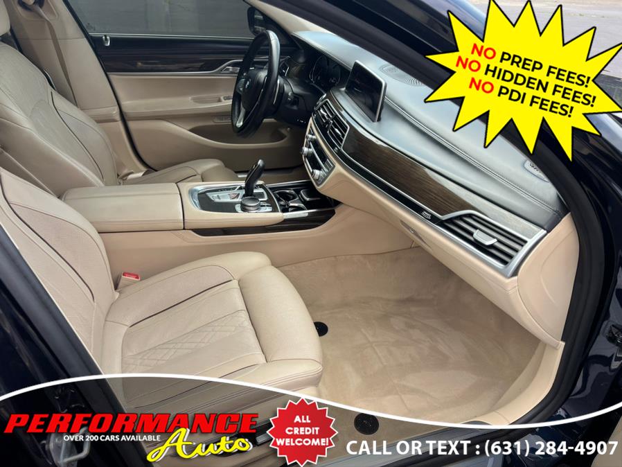 2016 BMW 7-Series 4dr Sdn 740i RWD photo