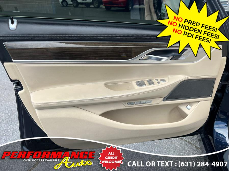 2016 BMW 7-Series 4dr Sdn 740i RWD photo