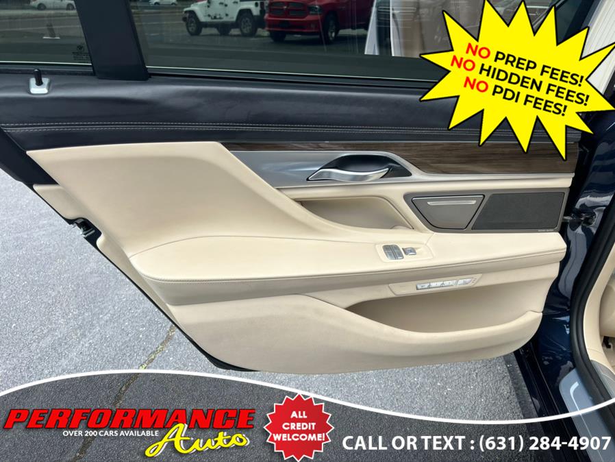 2016 BMW 7-Series 4dr Sdn 740i RWD photo