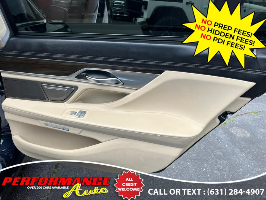 2016 BMW 7-Series 4dr Sdn 740i RWD photo