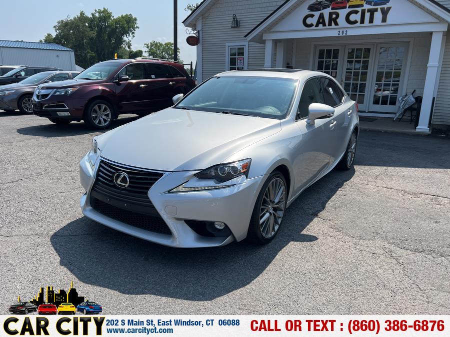 2015 Lexus IS 250 photo