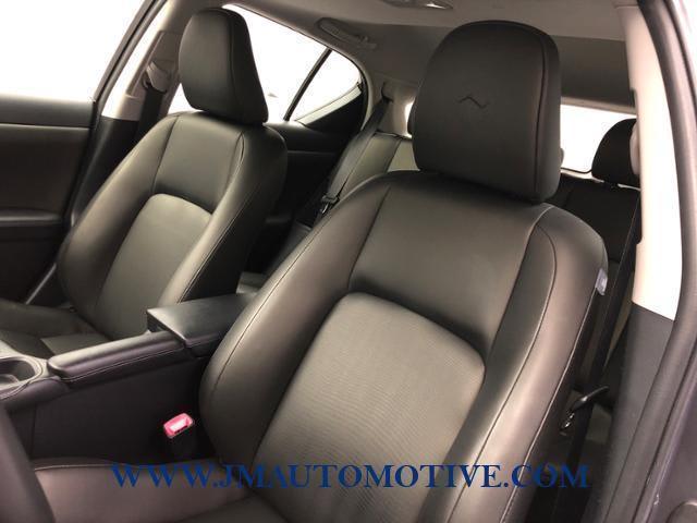 2013 Lexus CT 200h photo