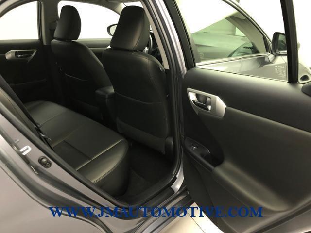 2013 Lexus CT 200h photo