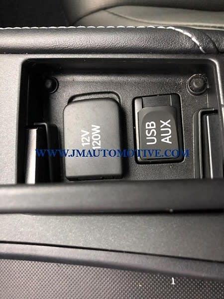 2013 Lexus CT 200h photo