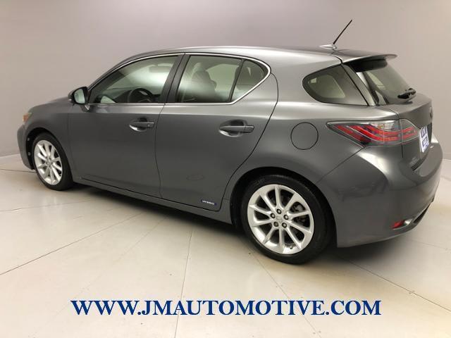 2013 Lexus CT 200h photo