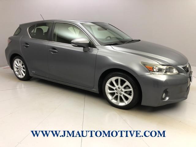 2013 Lexus CT 200h photo
