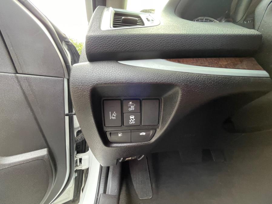 2020 Acura TLX 3.5L FWD w/Technology Pkg photo