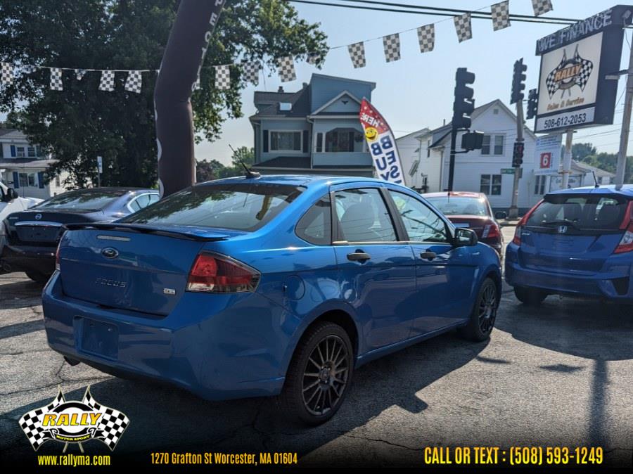 2010 Ford Focus SES photo
