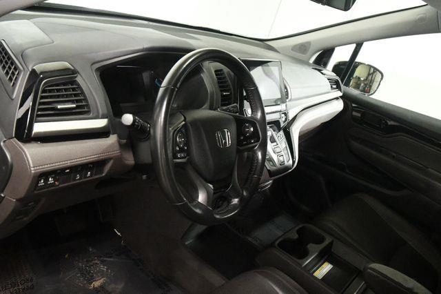 2019 Honda Odyssey Elite w/ Entertainment System photo