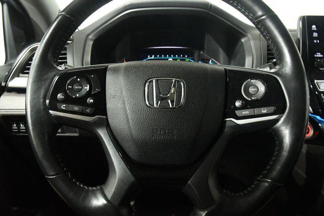 2019 Honda Odyssey Elite w/ Entertainment System photo