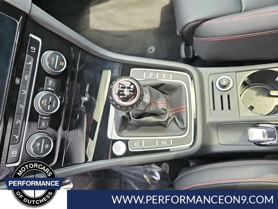 2019 Volkswagen Golf Gti 2.0T Autobahn Manual photo