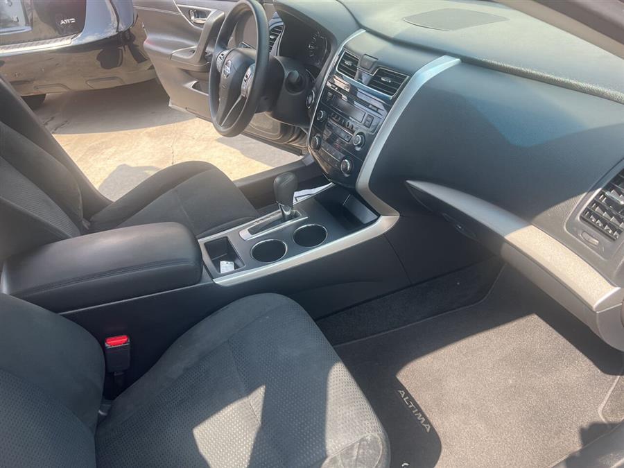 2015 Nissan Altima 2.5 S 4dr Sedan photo